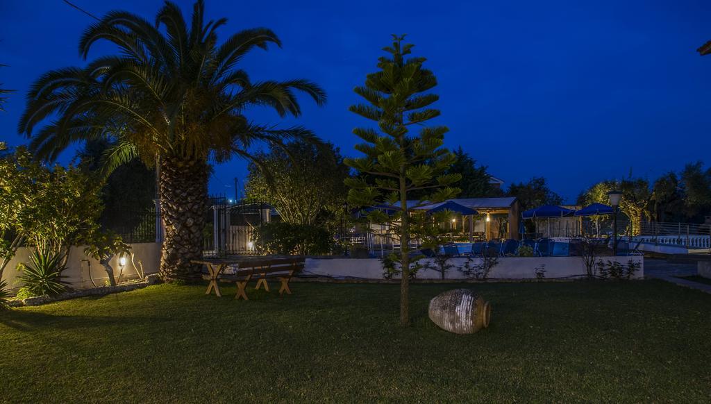 Olive Grove Studios & Apartments Svoronata Exterior foto